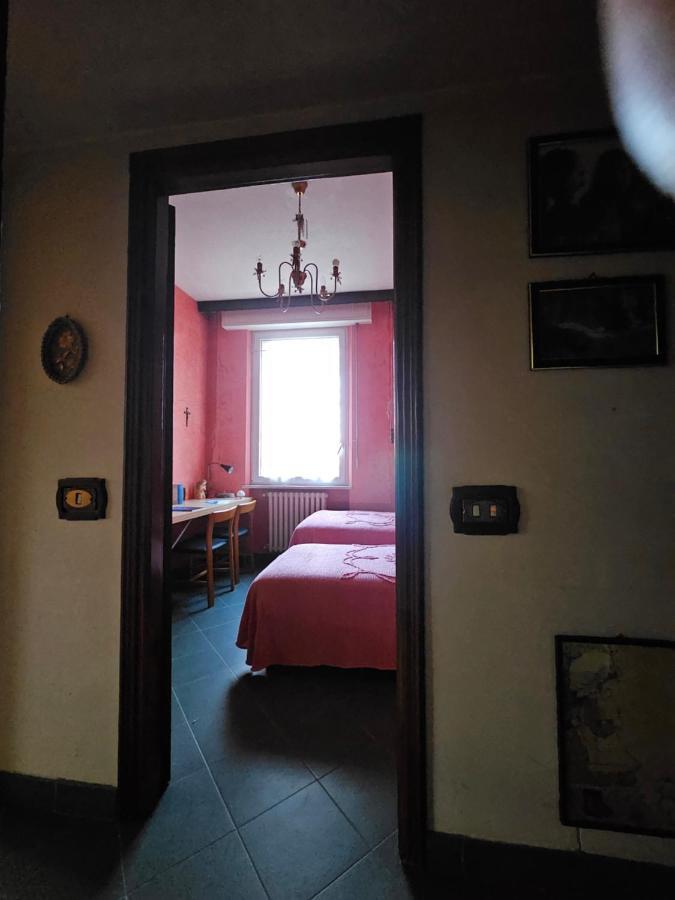 فيلا Casa Vincenzo 130 Mq Con Portico Ed Ingresso Esclusivo Dal Giardino Felino المظهر الخارجي الصورة