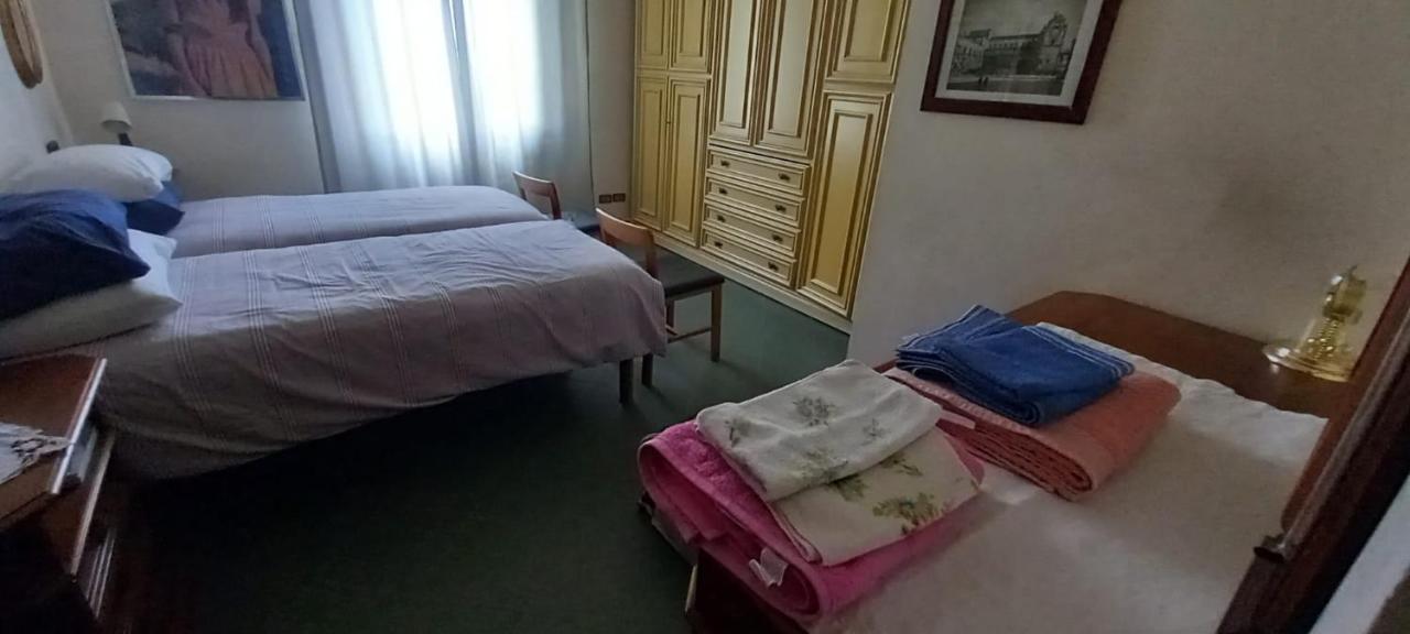 فيلا Casa Vincenzo 130 Mq Con Portico Ed Ingresso Esclusivo Dal Giardino Felino المظهر الخارجي الصورة